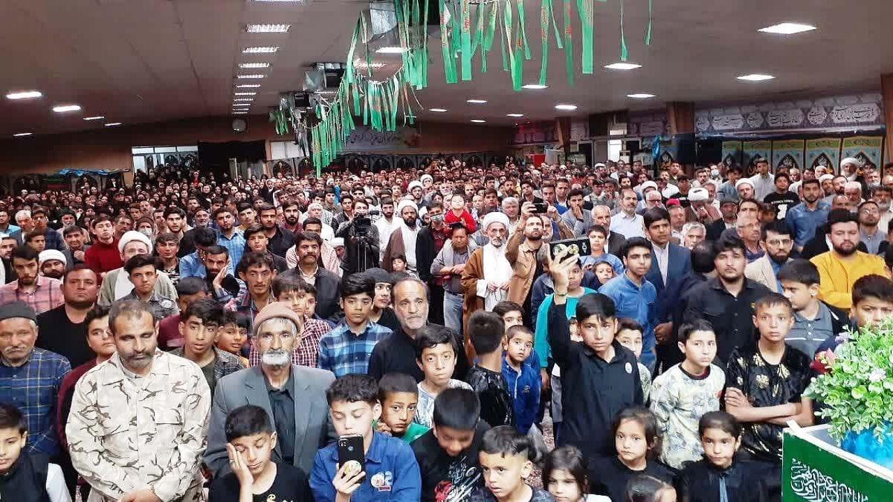 تقاضا برای ساخت یادمان شهیدان دارایی و اصلانی در حرم رضوی