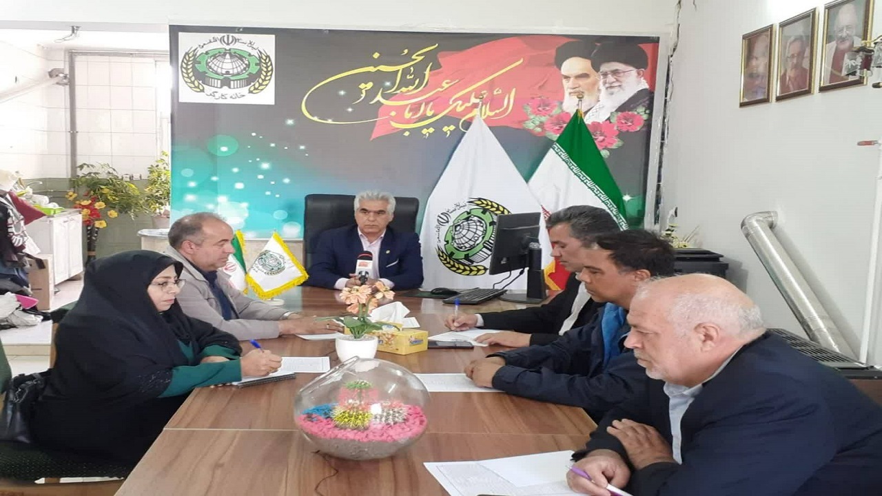 ۶ هزار و ۵۰۰ نفر از کارگران عضو خانه کارگر خوی 