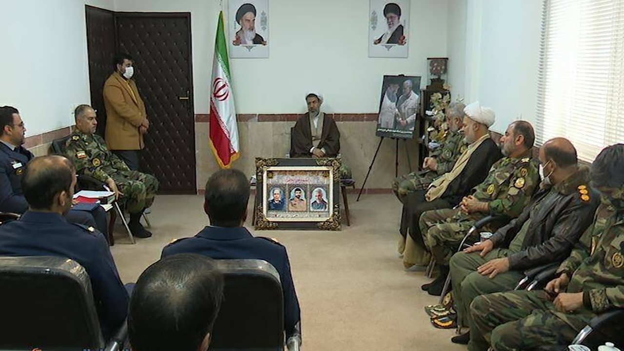 دیدار مدیران فرهنگی استان و ارتشیان با نماینده ولی فقیه در استان کرمان