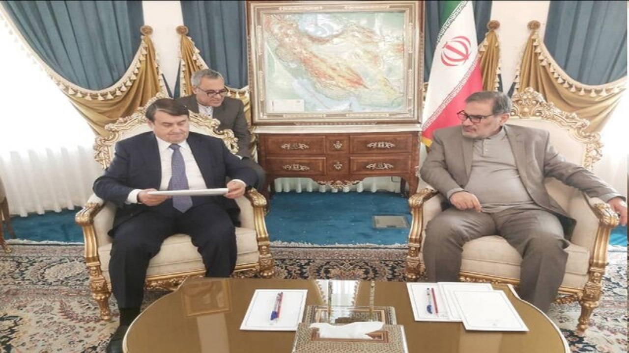 پایان دادن به سلطه دلار در مبادلات تجاری شتاب گرفته است