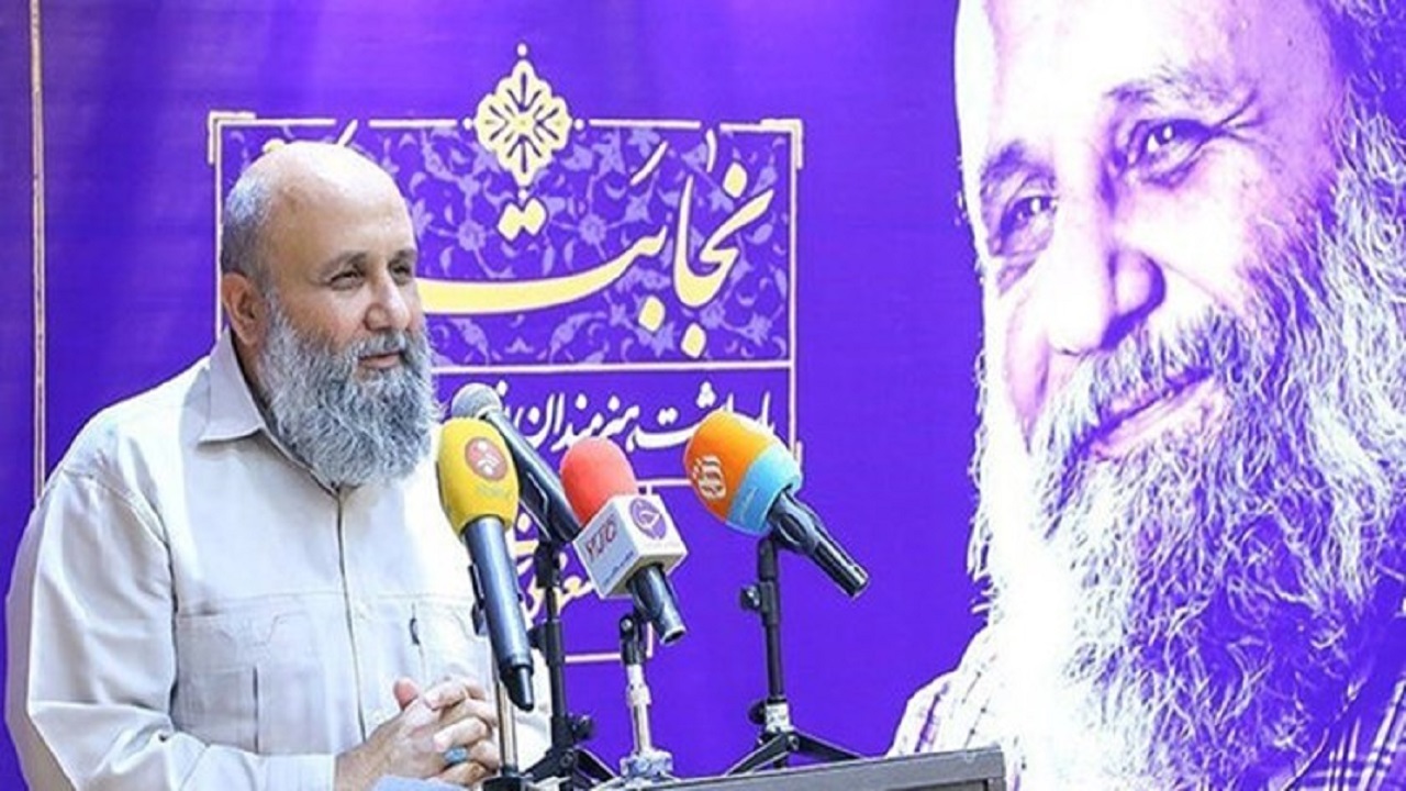هنرمند قمی چهره سال هنر انقلاب شد
