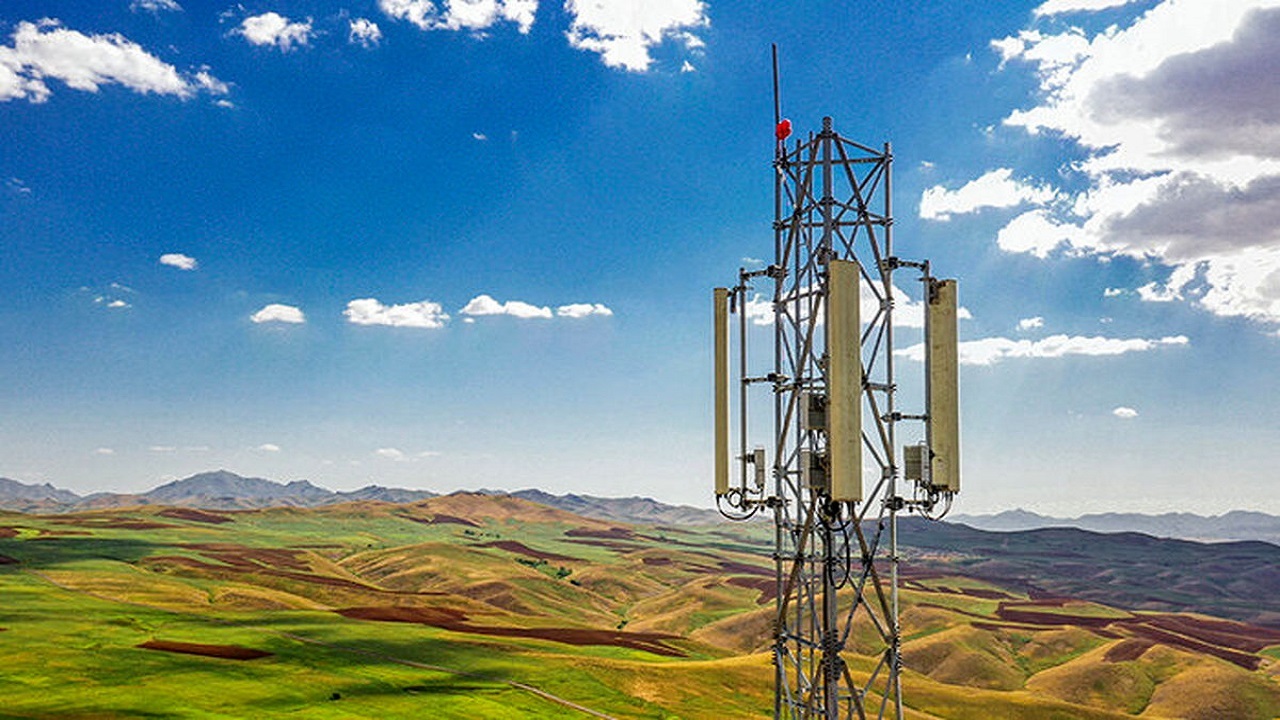 اتصال ۳۵ روستای بالای ۲۰ خانوار آذربایجان غربی به اینترنت پرسرعت