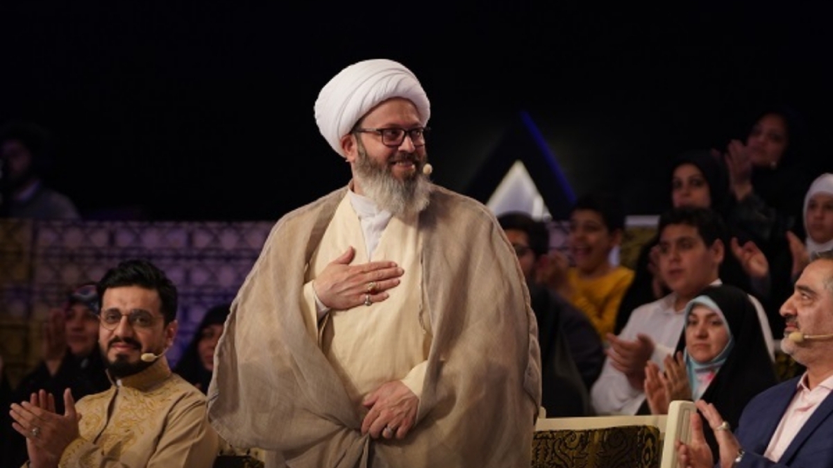 نبوغ فوق‌العاده دختر حافظ قرآن در برنامه محفل + فیلم