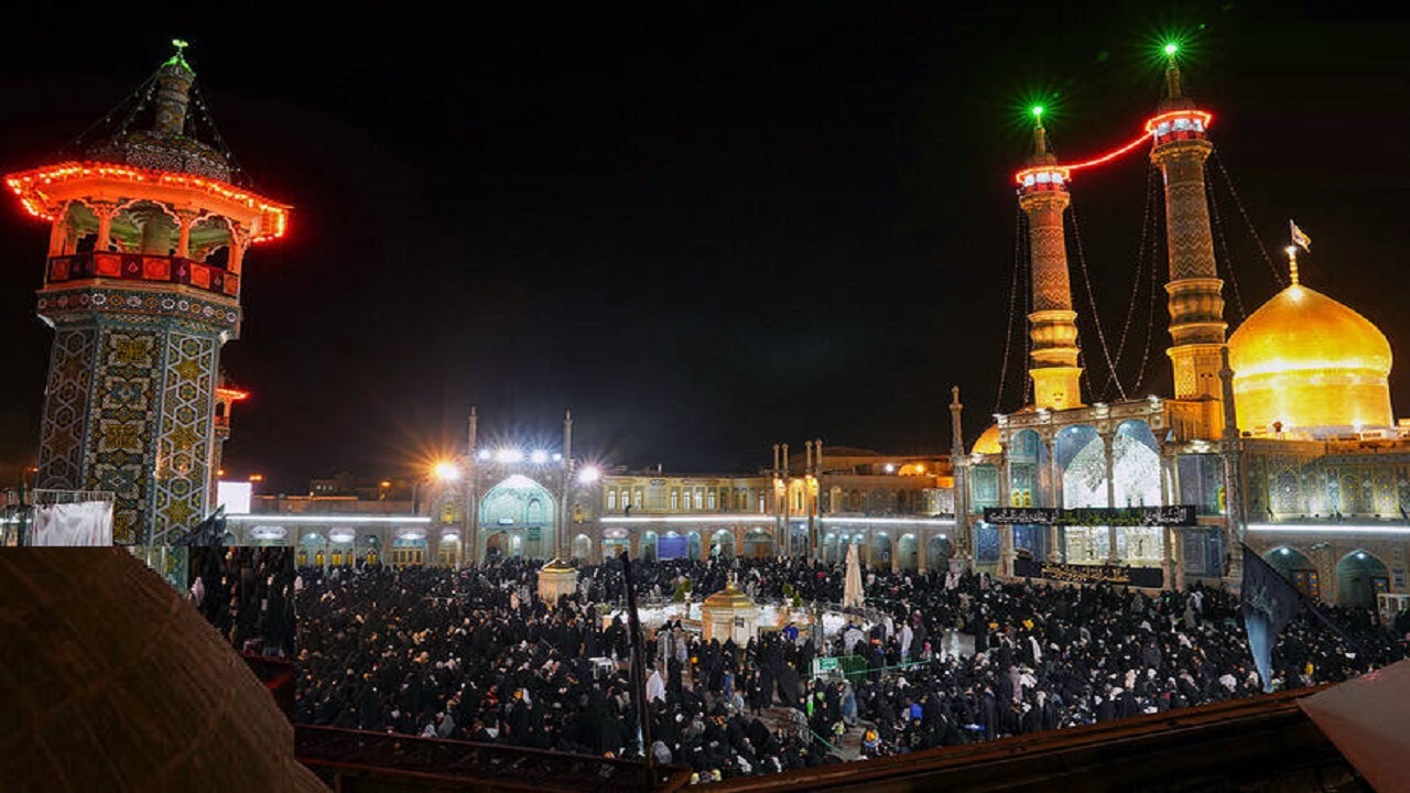 آیین احیای شب نوزدهم ماه رمضان در حرم حضرت معصومه برگزار شد
