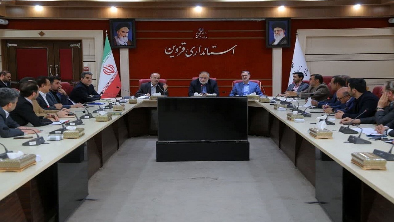 برگزاری جلسه رفع موانع و مشکلات میزبانی تیم شمس آذر قزوین