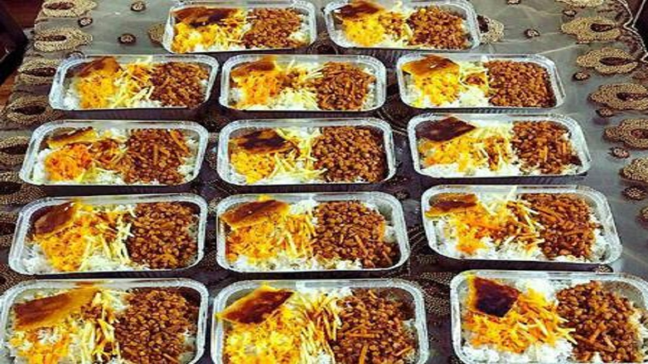 ضیافت افطاری ۲۵۰ نفر از خانواده‌های ایتام در تویسرکان