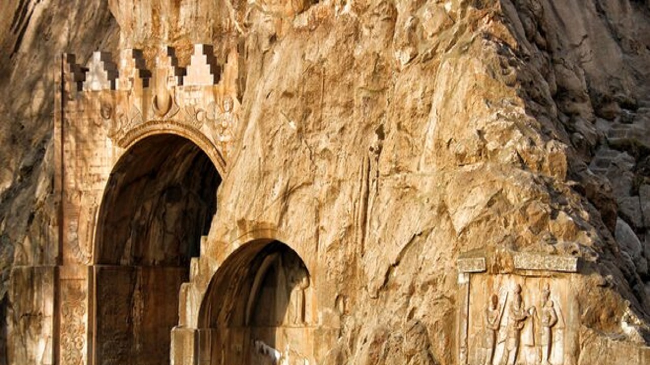 طاقبستان و بیستون در صدر پربازدیدترین جاذبه‌های گردشگری غرب کشور