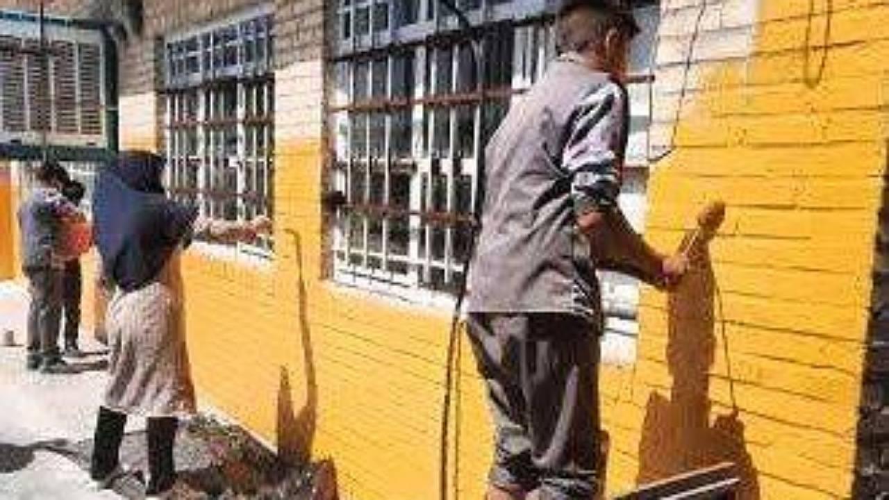 مهارت آموزی دانش آموزان با آموزش نقاشی دیواری مدرسه