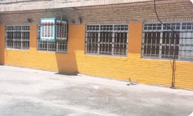 مهارت آموزی دانش آموزان با آموزش نقاشی دیواری مدرسه