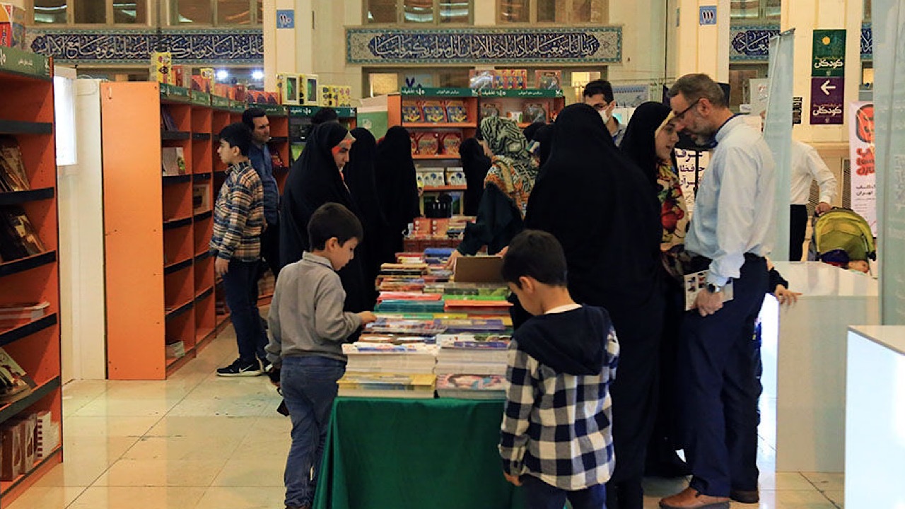 کانون پروش فکری؛ یکی از پرمخاطب‌ترین غرفه‌های نمایشگاه قرآن کریم
