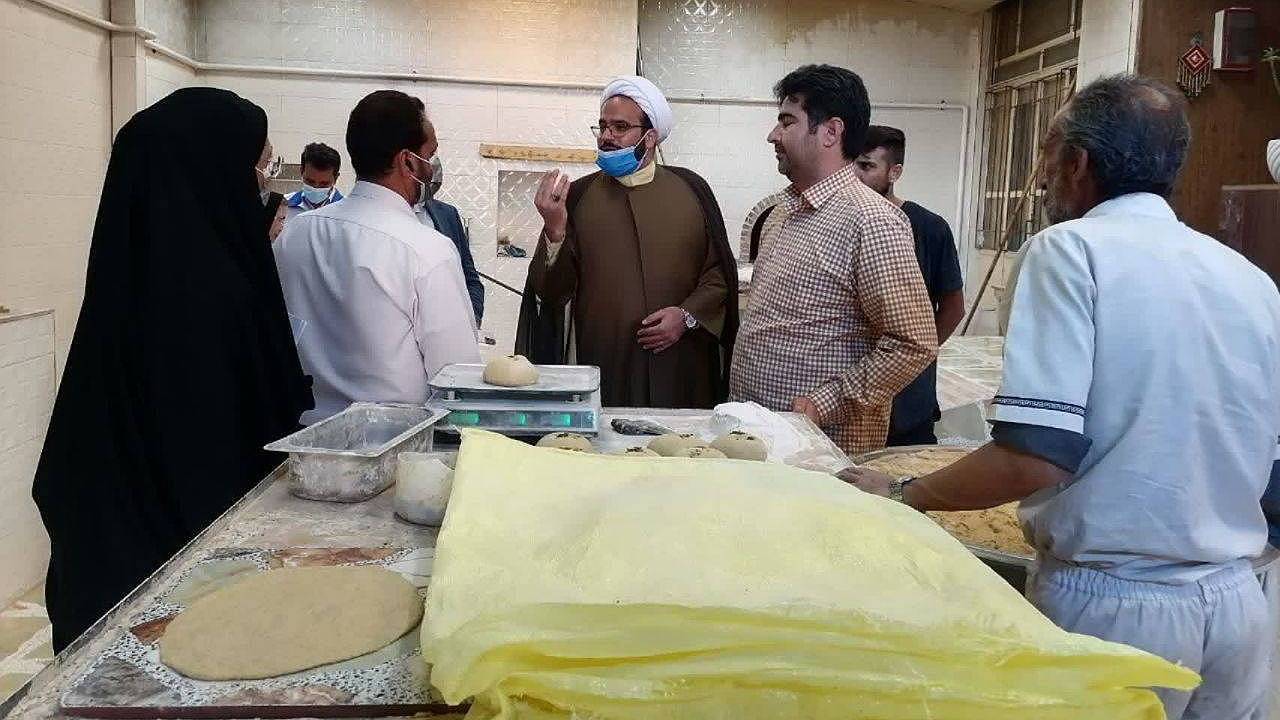 پلمب یک نانوایی و جریمه ۱۵ واحد صنفی متخلف در سیرجان