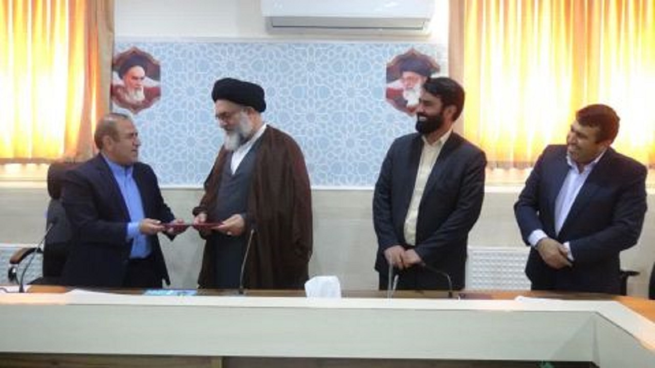 وظیفه آموزش و پرورش به کمال رساندن نسل آینده است