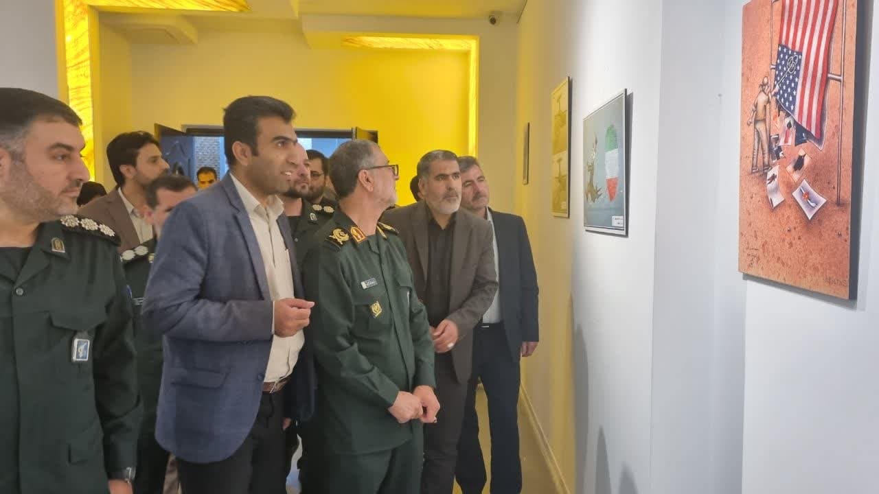 افتتاح نمایشگاه کاریکاتور فجرانقلاب در سنندج