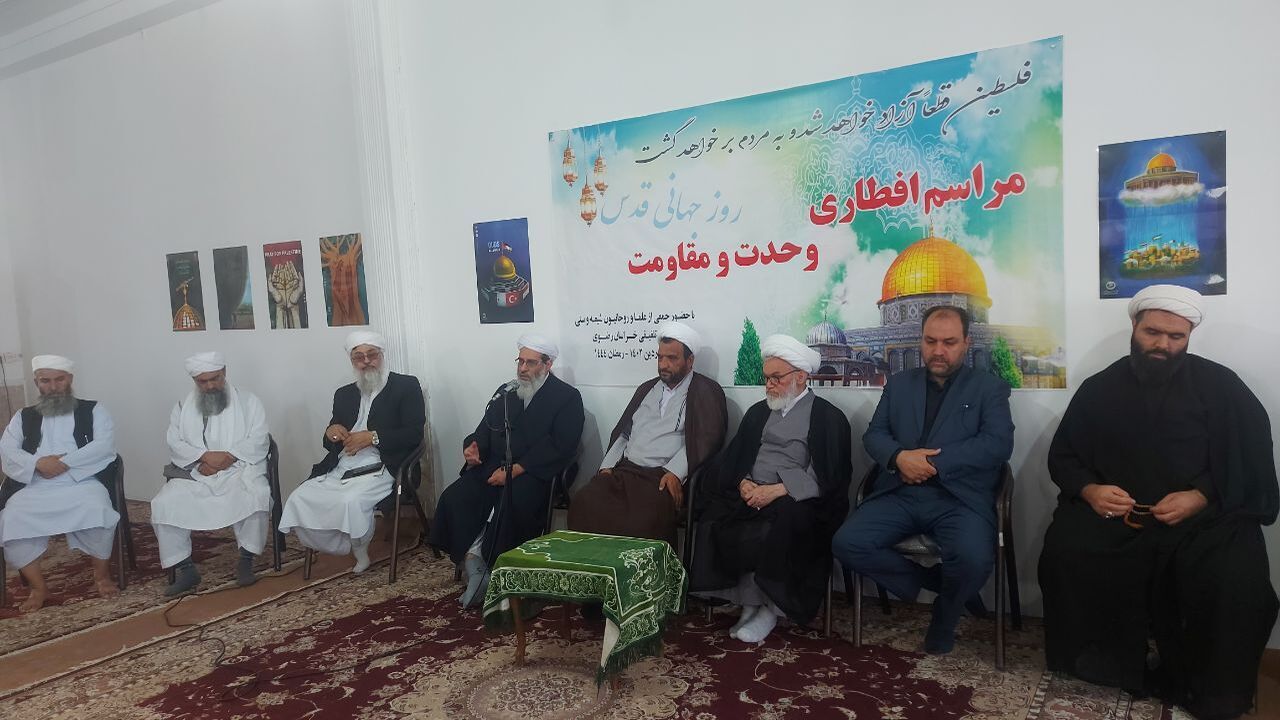 همایش افطاری های وحدت و مقاومت در تایباد برگزار شد