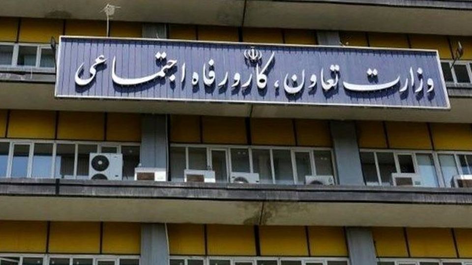 با واریز یارانه فروردین، یارانه‌بگیران می‌توانند از اعتبار ماه بعد خرید کنند