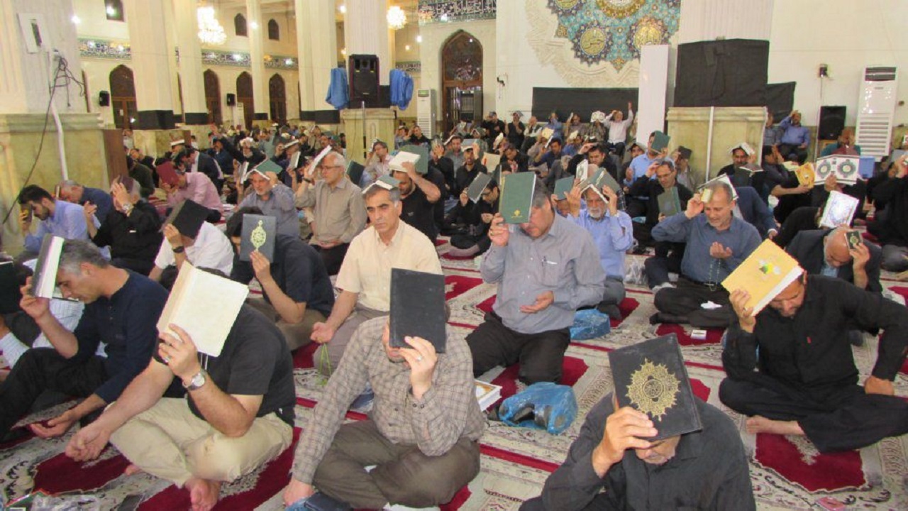 آیین معنوی احیای دومین شب قدر در مصلای رشت