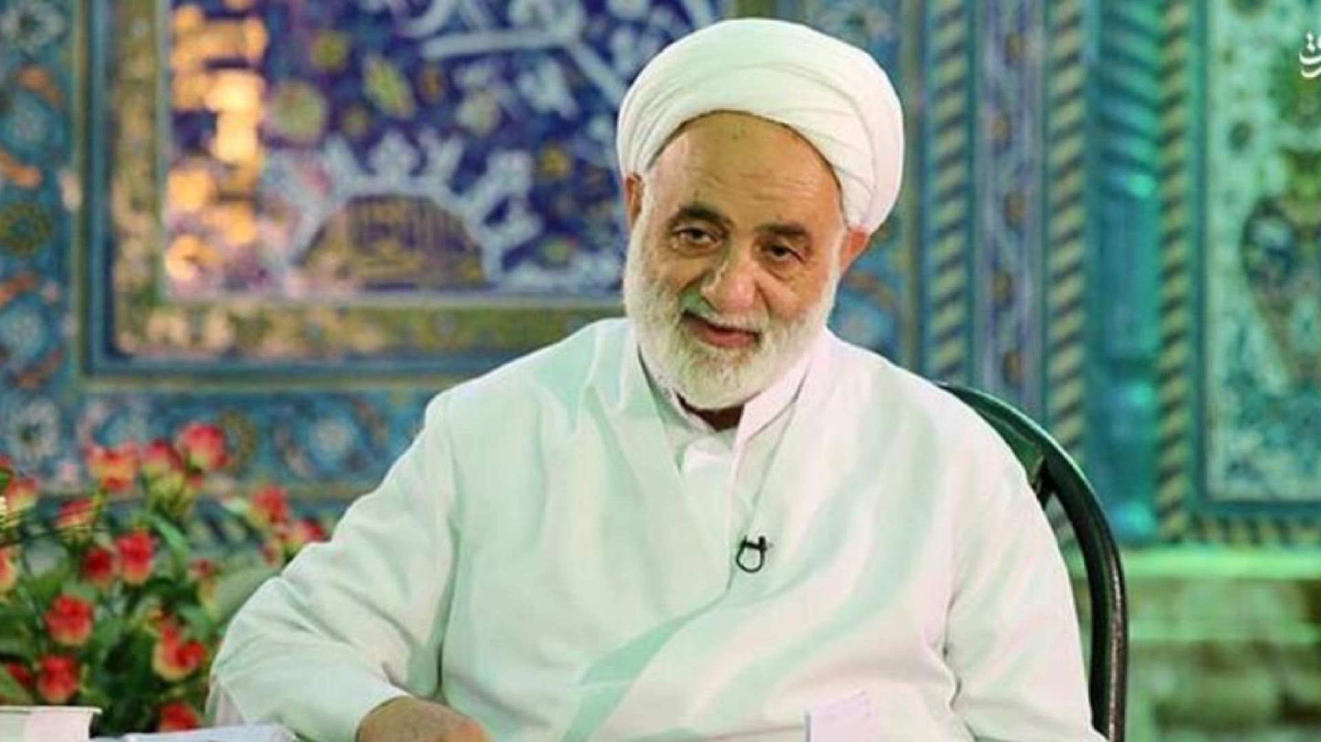ماجرای خانم بدحجابی که به یک روحانی محبت کرد! + فیلم