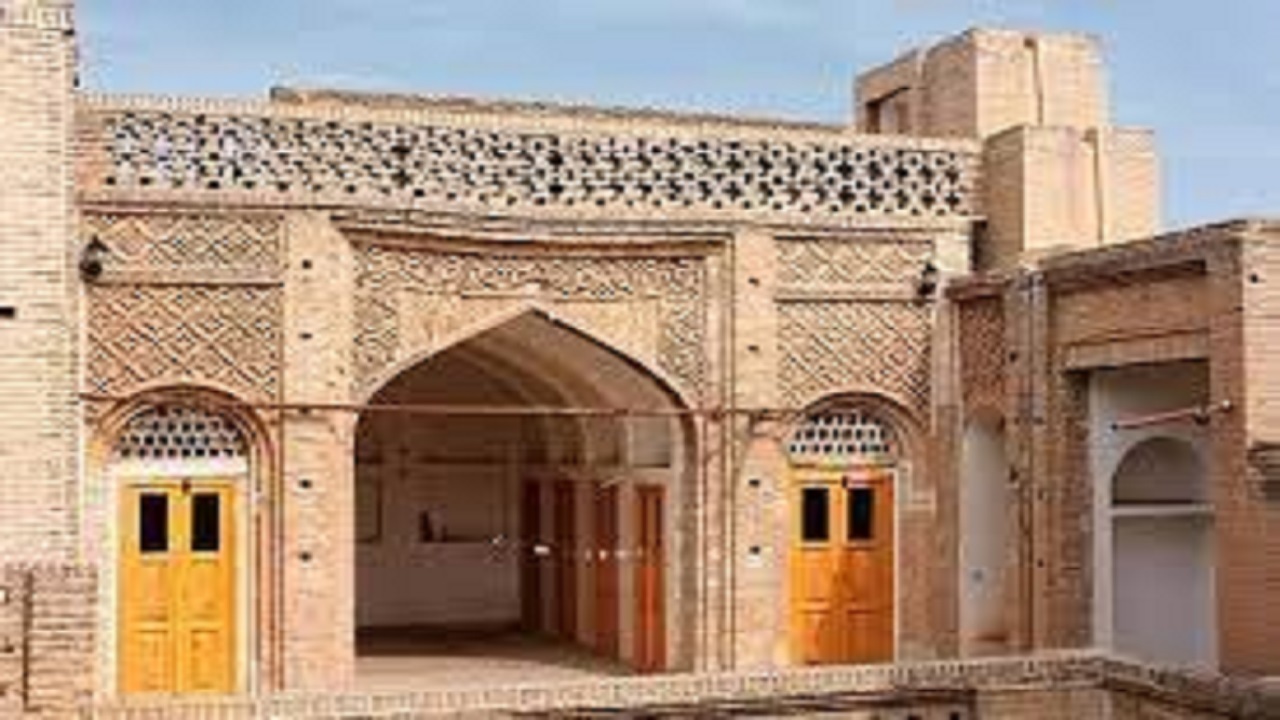 خانه تاریخی سوزنگر رفع تصرف شد
