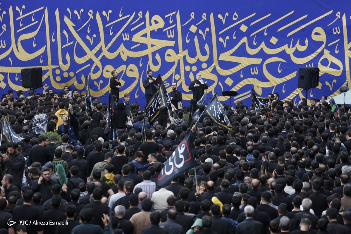 آیین غبارروبی ضریح مطهر آستان مقدس امامزاده صالح (ع)