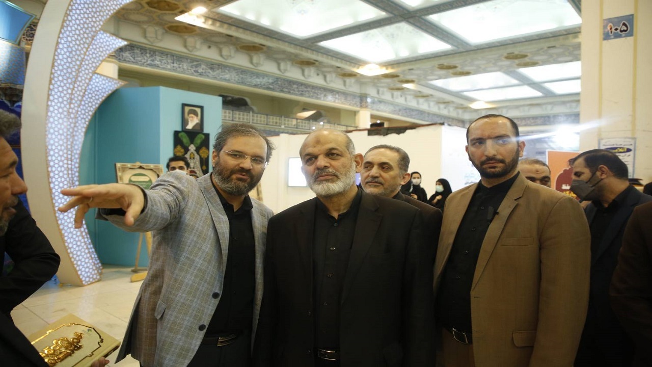 نمایشگاه قرآن یک دورهمی خانوادگی معنوی است
