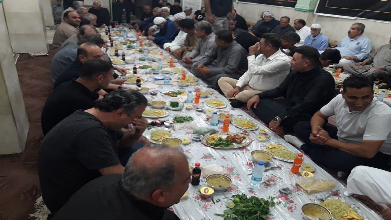 تصاویری از مراسم افطاری در حسینیه زهرا بندرعباس