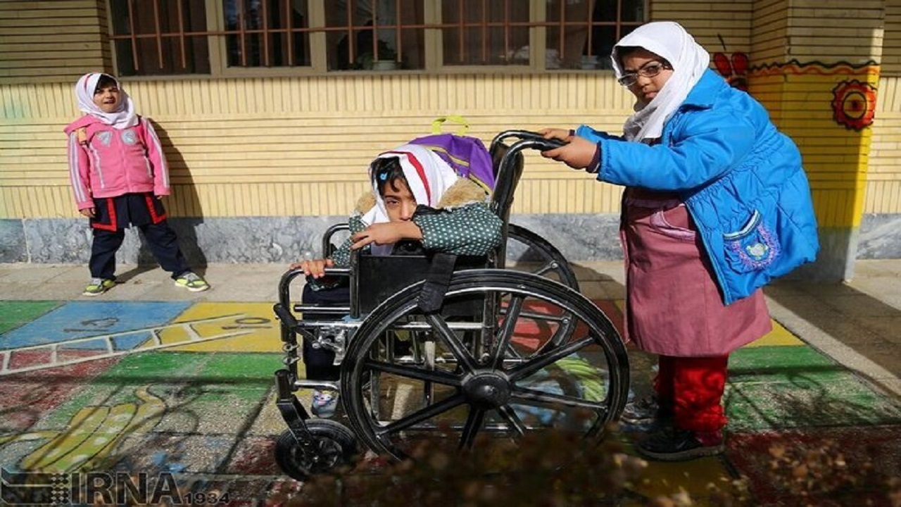 تحصیل ۴۶ دانش‌آموز در مدرسه تخصصی اوتیسم همدان