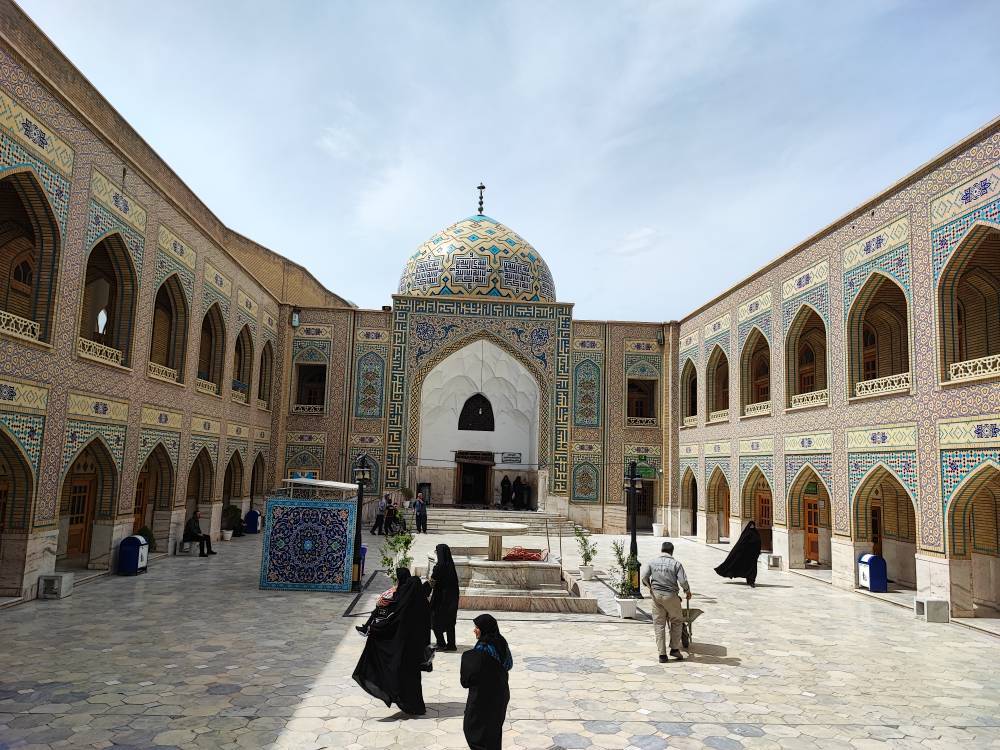 آرامگاه پیر پالان دوز