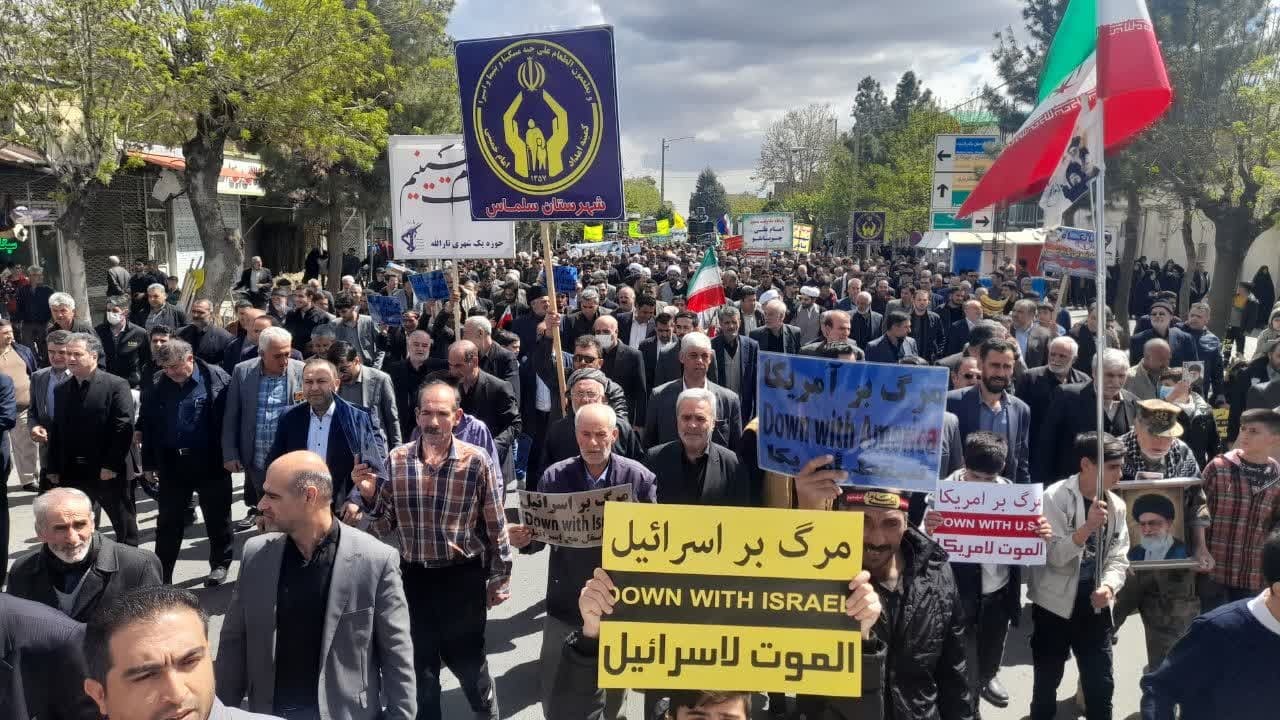حضور پرشور مردم روزه دار آذربایجان غربی در راهپیمایی روز جهانی قدس+ عکس