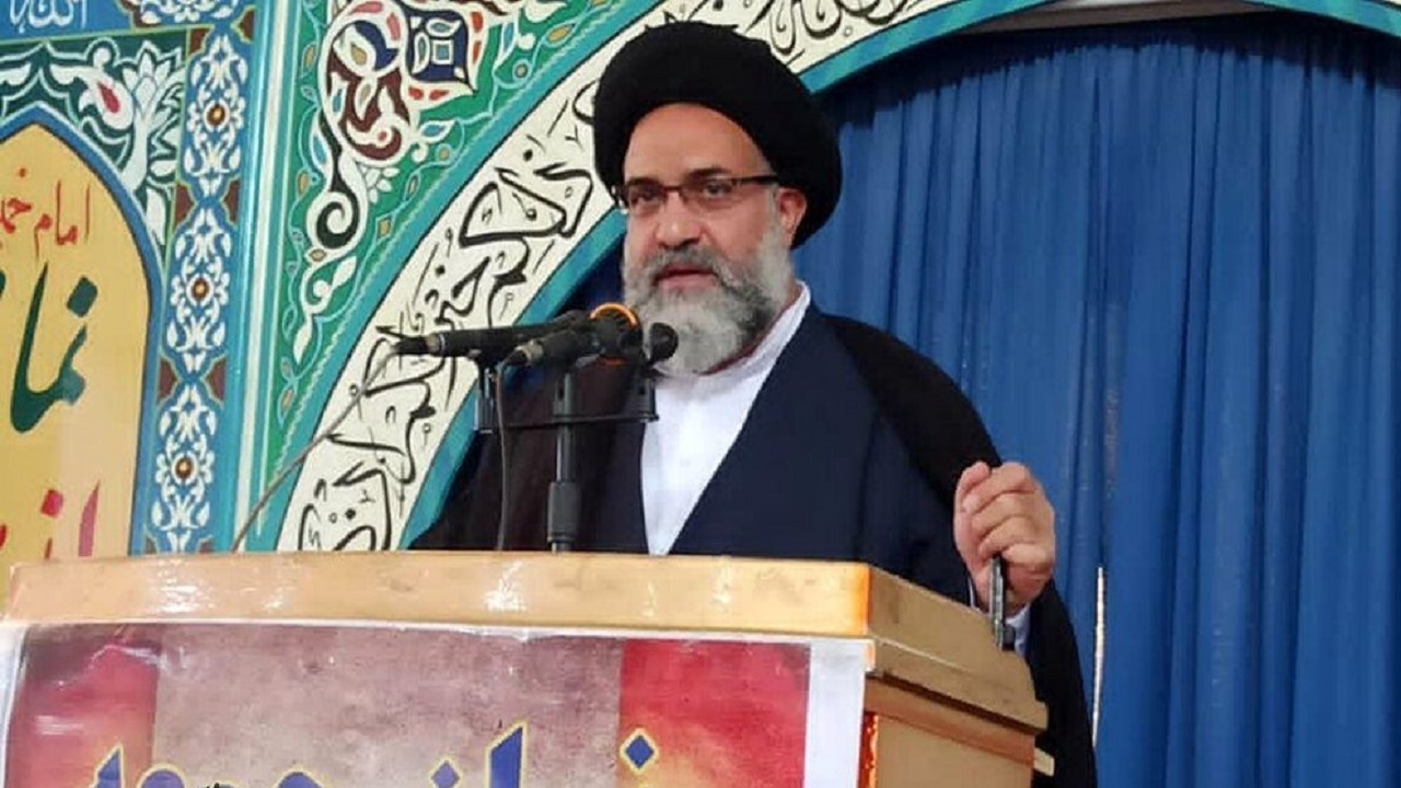 ملت ایران در برابر جنایت‌های اسرائیل سکوت نمی‌کنند/ ارتش مایه افتخار کشور است