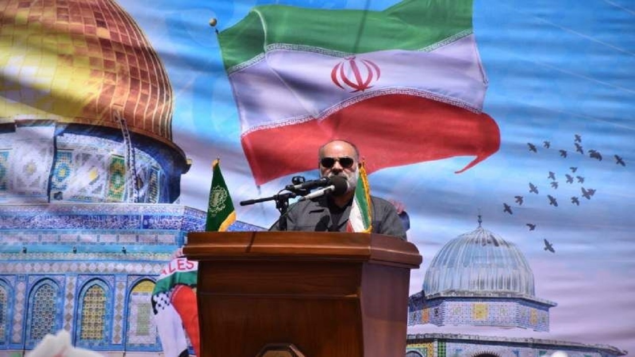 رمز پیروزی جوانان فلسطینی تکیه بر خداوند است