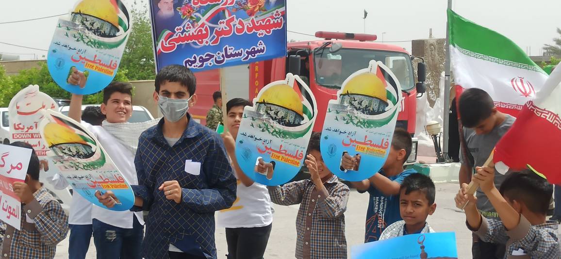 حضور نوجوانان جویم در راهپیمایی حضور نوجوانان جویم در راهپیمایی