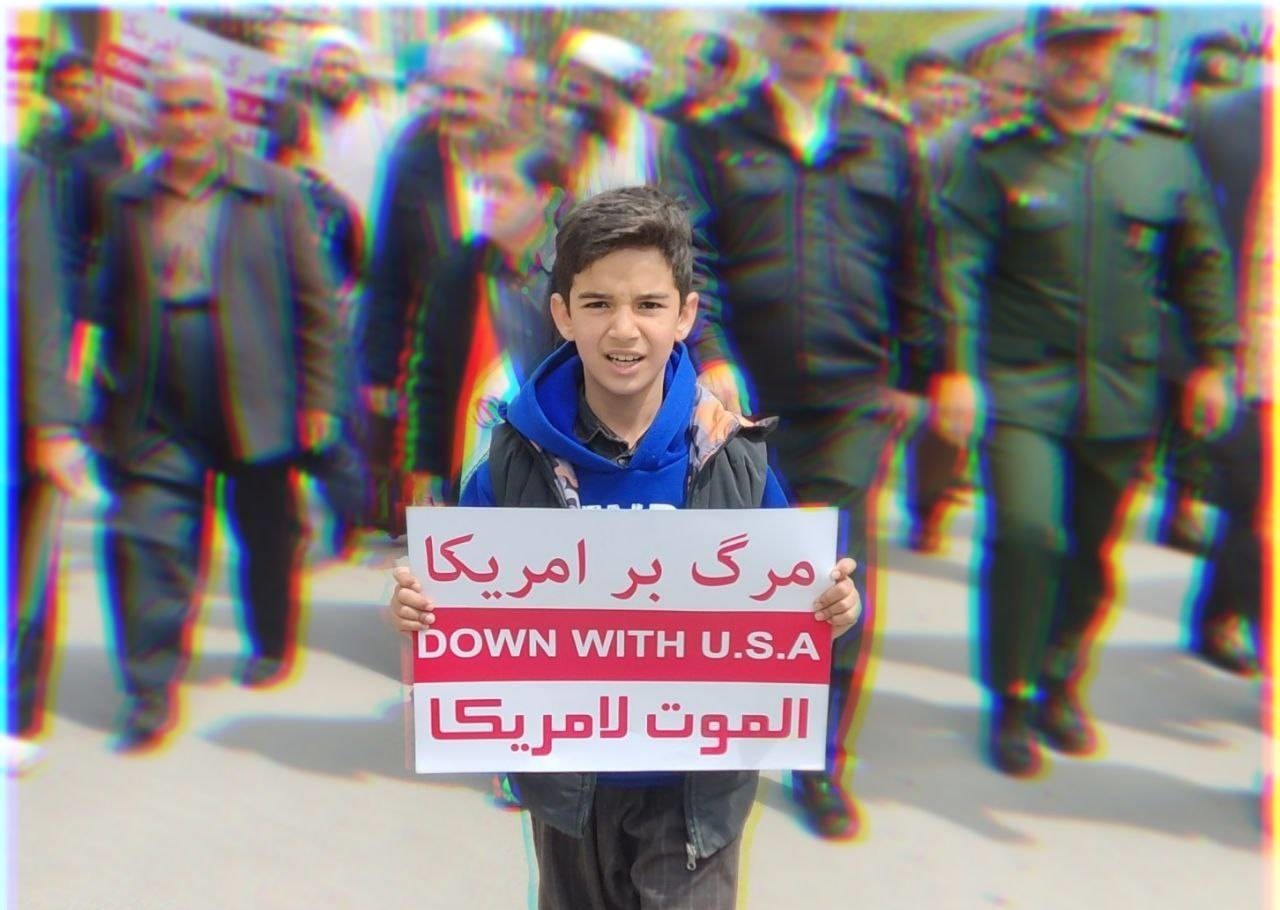 نوجوانان جوانرودی در راهپیمایی نوجوانان جوانرودی در راهپیمایی