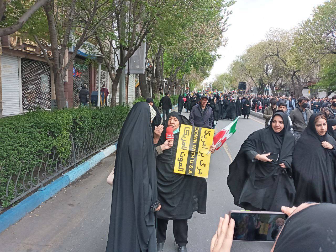 بانوان تبریزی در راهپیمایی بانوان تبریزی در راهپیمایی