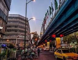 پل حافظ یک سال دیگر در تهران ماندنی شد