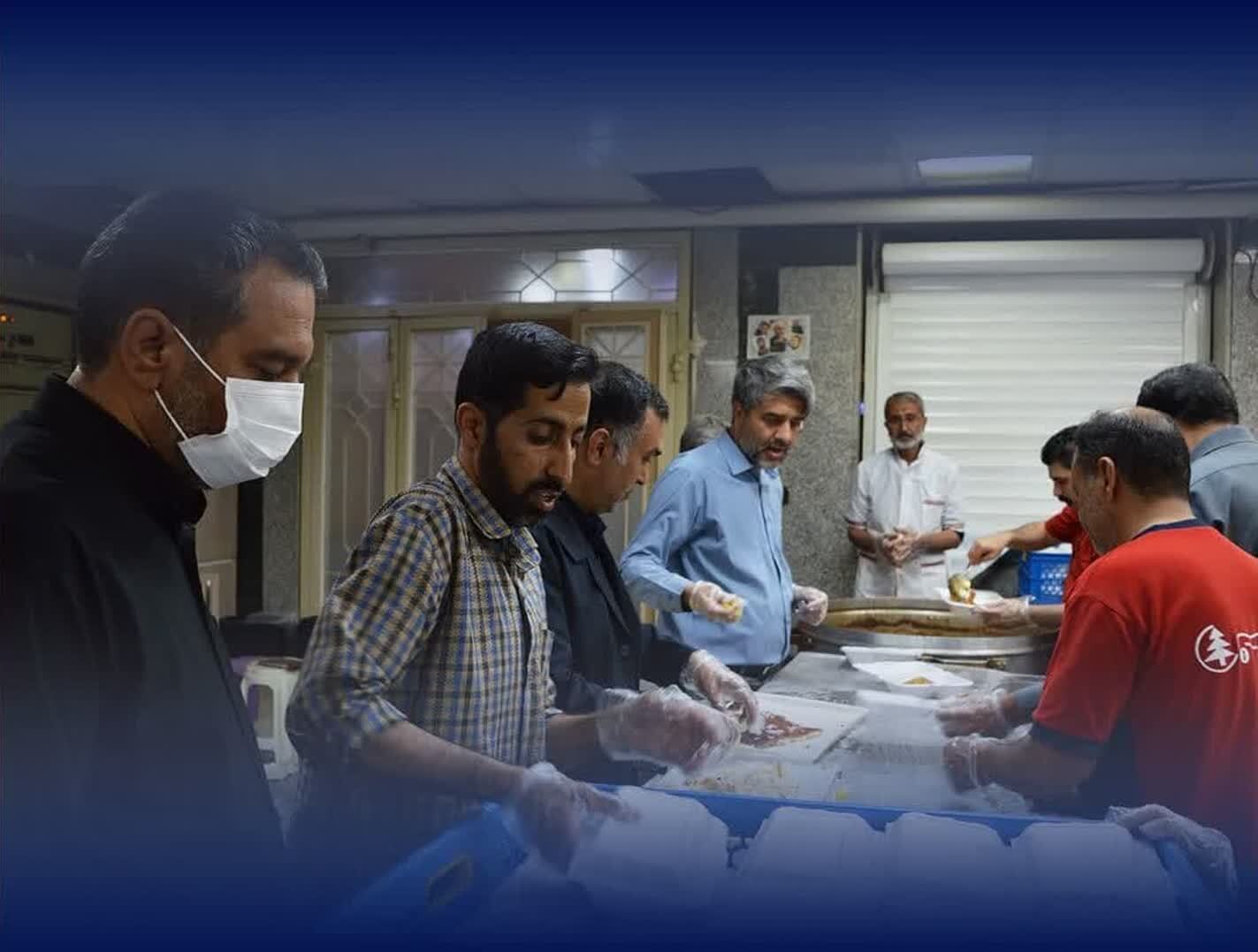 کمیته امداد در ماه مهربانی ها در کنار نیازمندان