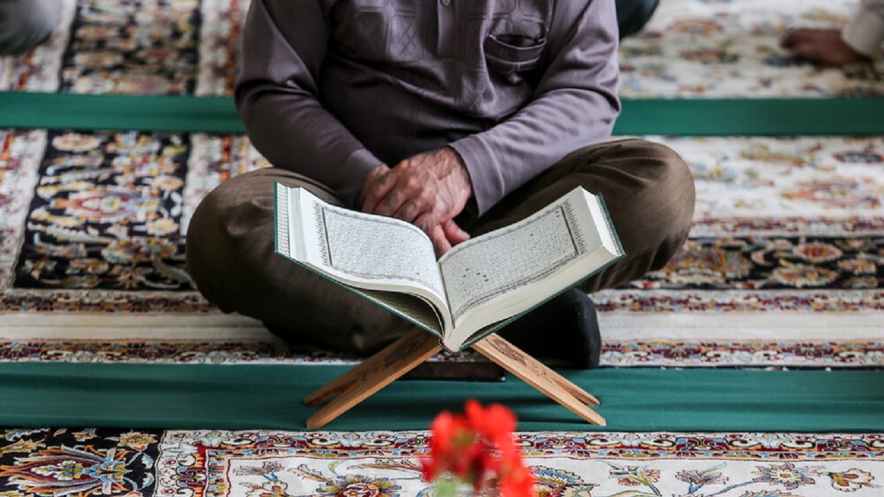 برگزاری مراسم جزء خوانی قرآن کریم در چغابل + تصویر
