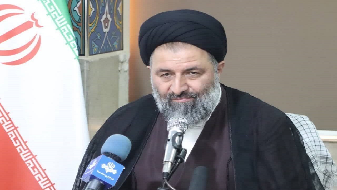دشمن با آغاز جنگ ترکیبی در پی تغییر باور‌های ملت ما به ویژه جوانان و نسل چهارم انقلاب است