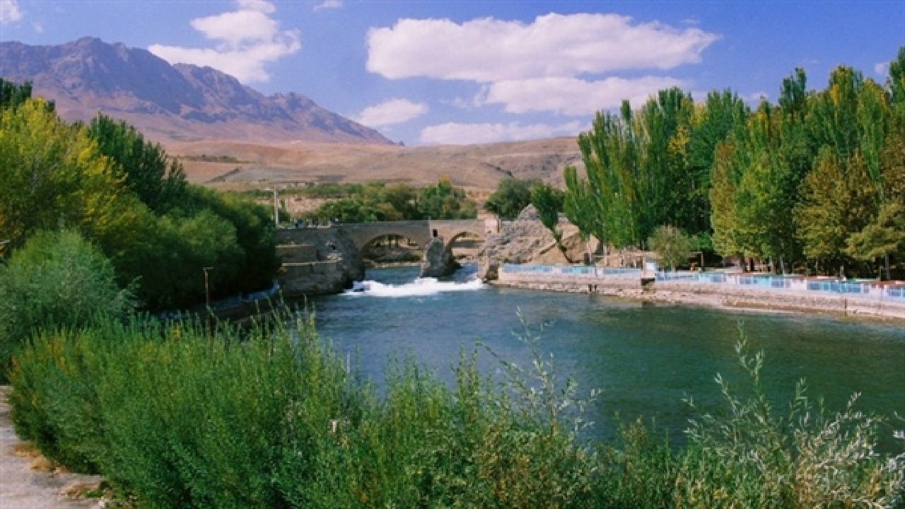 معرفی توانمند‌های گردشگری شهرستان سامان در دستور کار است