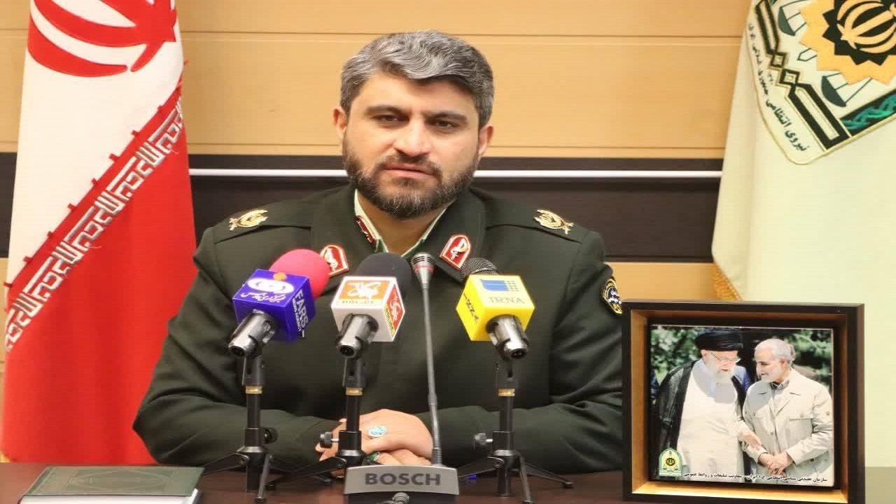 دستگاه‌های مسئول، مجموعه انتظامی کشور را در اجرای قانون عفاف و حجاب یاری نمایند