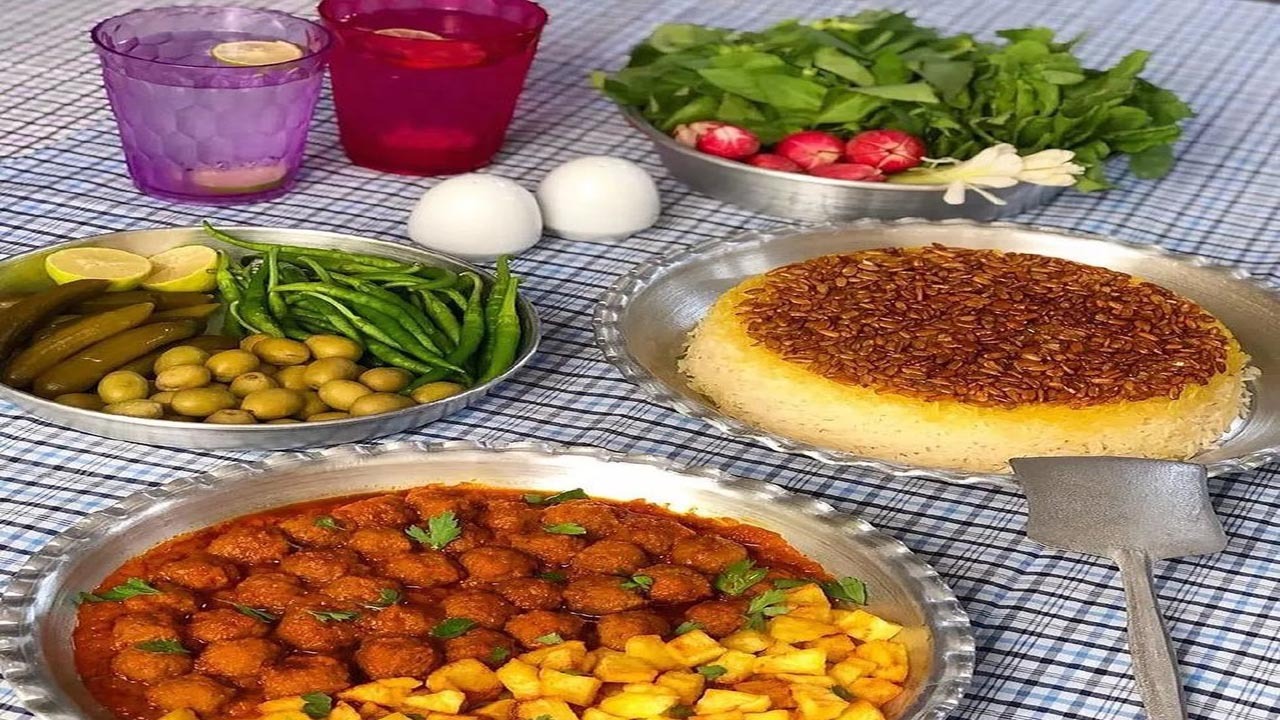 طرز تهیه یک افطاری فوری با کوفته قلقلی و برنج