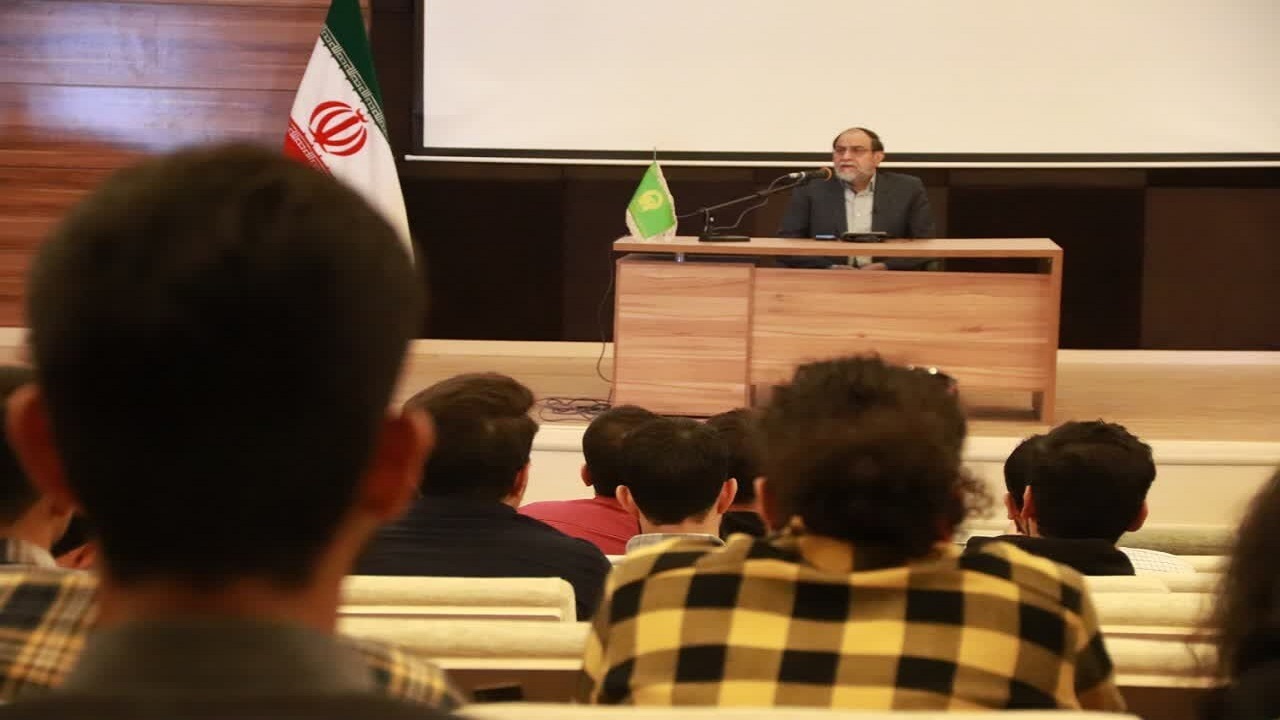 ناباوری، آسیب بزرگ فرهنگی کشور است
