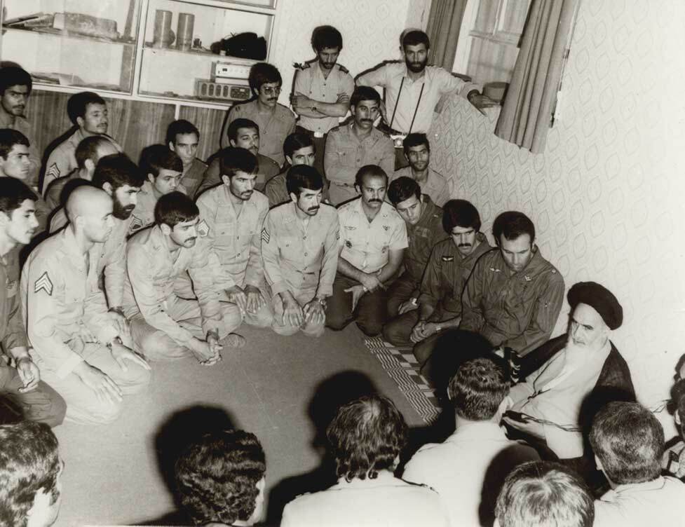 پیام امام برای تثبیت ارتش / چرا ۲۹ فروردین روز ارتش نام گاری شده است؟