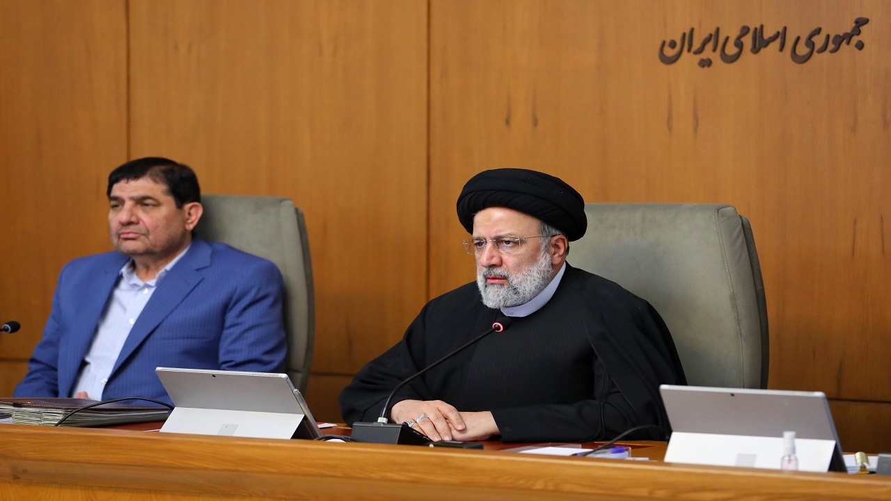 ماموریت رئیس‌جمهور به وزیر اقتصاد برای مدیریت بازار بورس