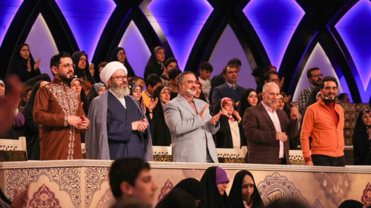 خواهرانی که در ایام کرونا قرآن را حفظ کردند + فیلم