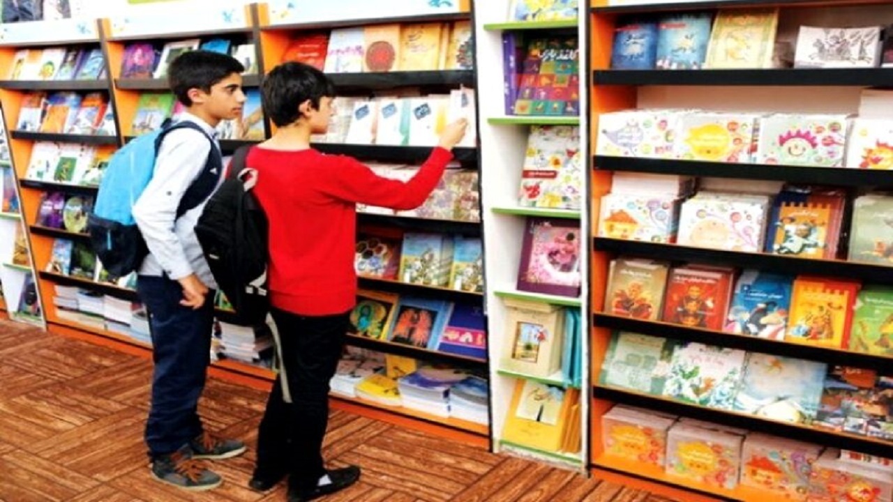 اعتبار یک میلیاردی برای خرید کتاب در یزد
