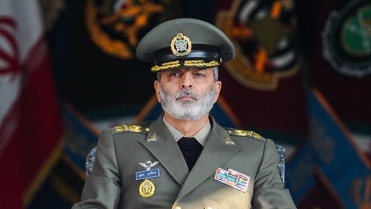 نیروی زمینی پوست اندازی کرده است/ باید خودمان را برای مقابله با هرگونه تهدیدی آماده کنیم