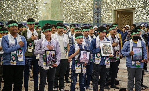 جشن پسران روزه اولی در حرم حضرت معصومه (س) برگزار شد+ تصاویر جشن پسران روزه اولی در حرم حضرت معصومه (س) برگزار شد+ تصاویر