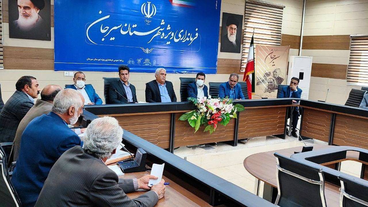 لزوم رفع مشکل کم آبی شهر‌ها و روستا‌های سیرجان