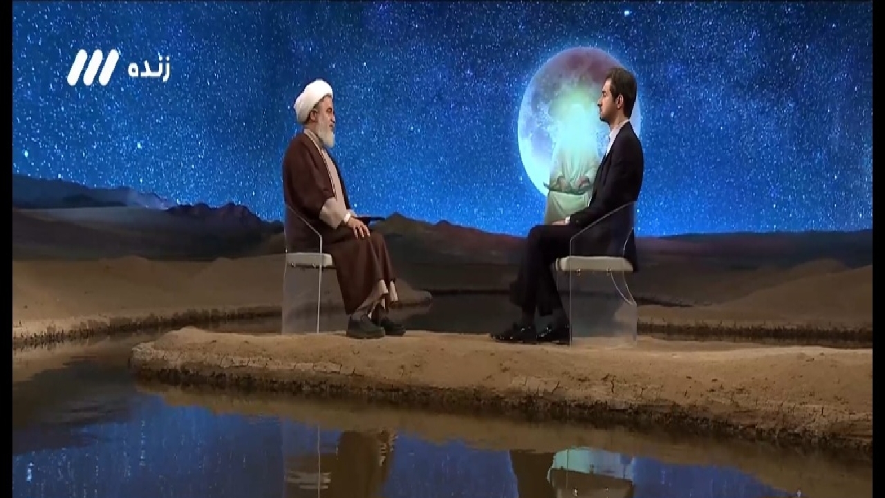 مسیر قرب خداوند از اجتماع مردم می‌گذرد