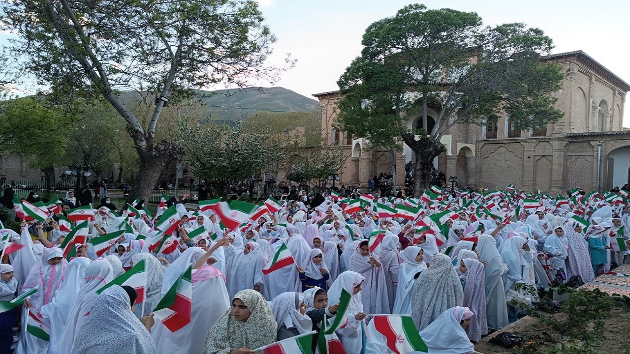 جشن دختران روزه اولی‌ در سنندج + فیلم
